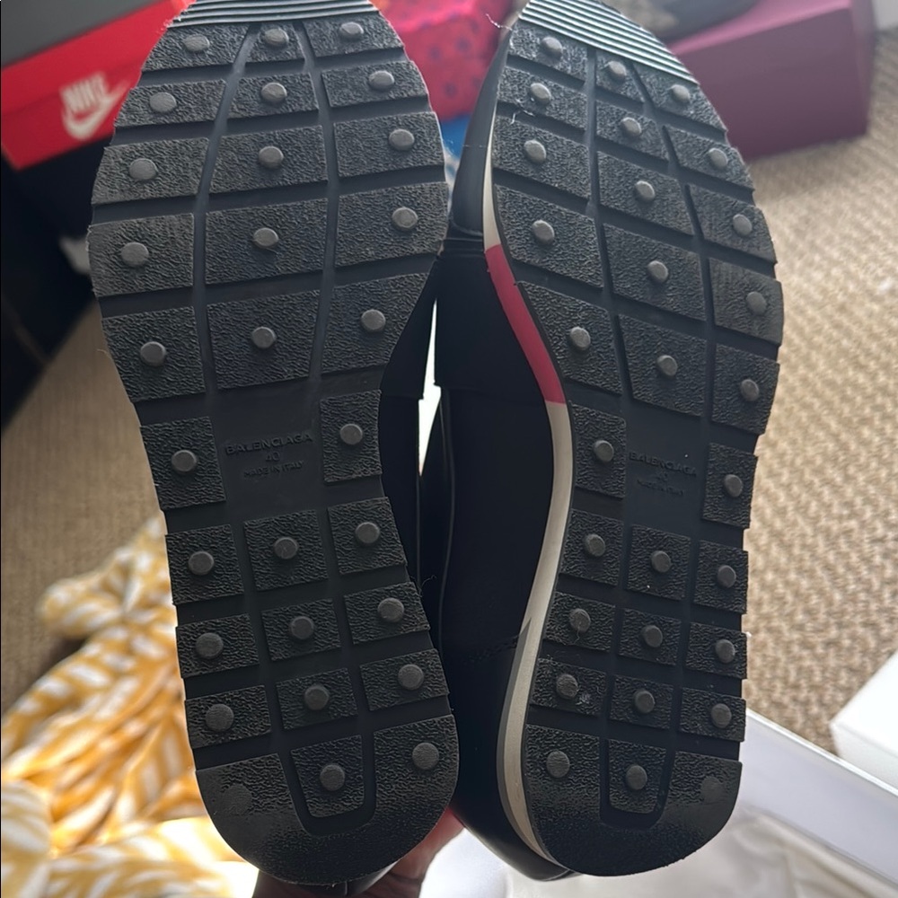 Worn once - Picture 5 of 7